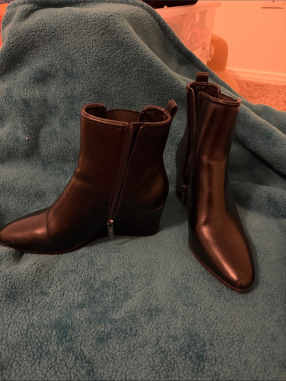Black Women's Wedge Ankle Boots - Sleek Side-Zip Design Anne Klein